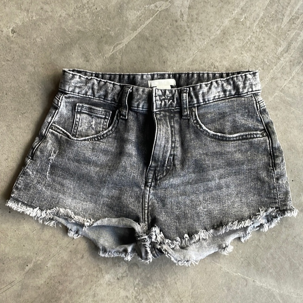H&M cut off shorts